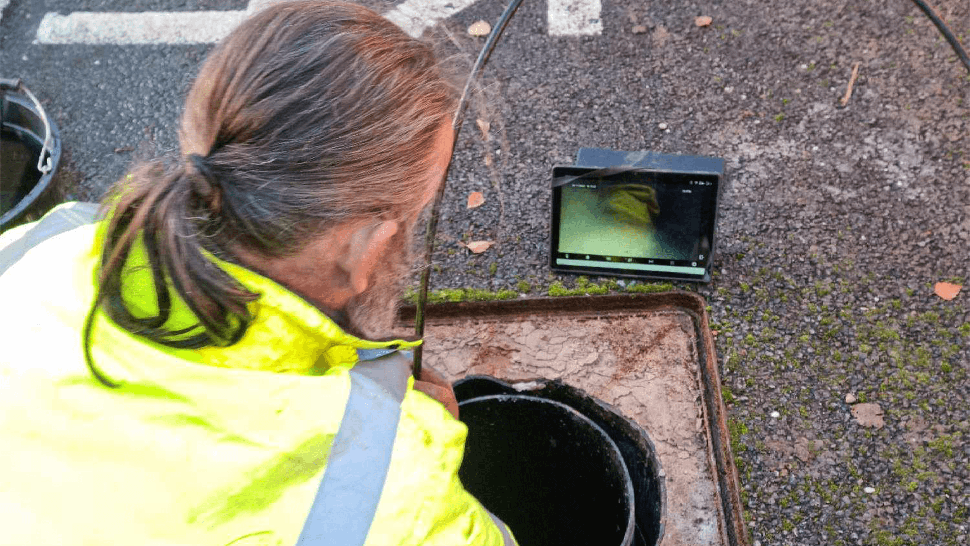 A drainage expert engineers identifying why water draining slowly from a clogged sink